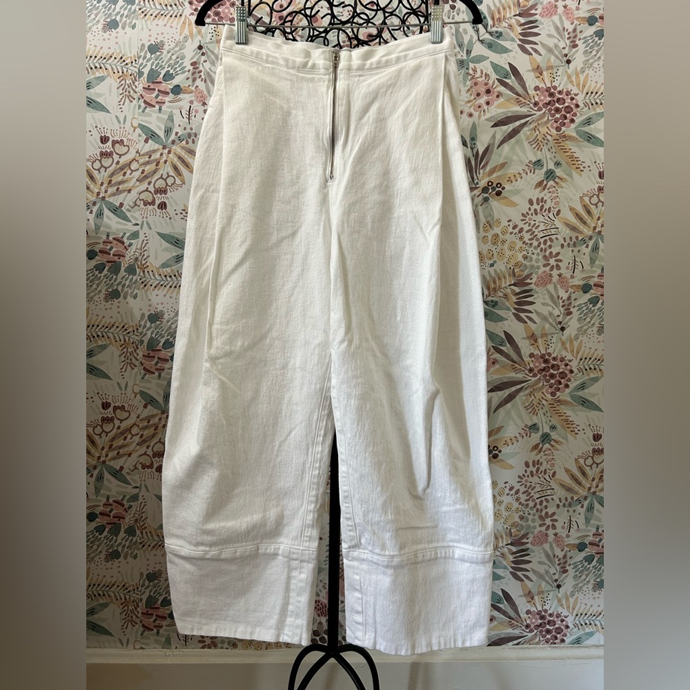 Rachel Comey White Pleated Barrel Leg Jeans – Size 2 Quiet Luxury Crisp Summer